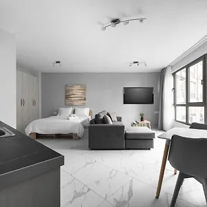 Avenue, Nilie Hospitality Mgmt Salonic